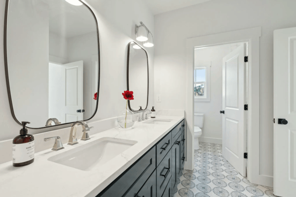 Double Sink bathroom